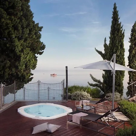 Arentz - Front Sea Apartment Opatija